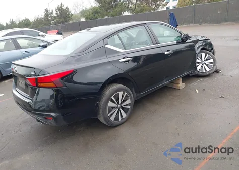 2021 Nissan Altima Sv Fwd z USA, uszkodzony, nr VIN 1N4BL4DV1MN300027